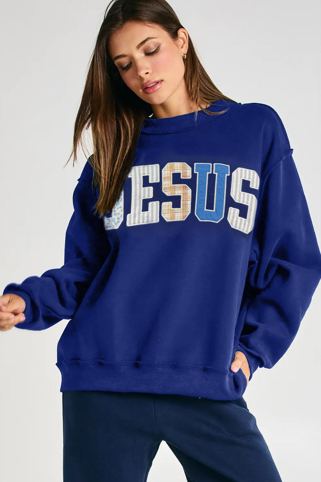 Gray WWJD Mixed Pattern Embroidered Patch Graphic Mock Neck Sweatshirt